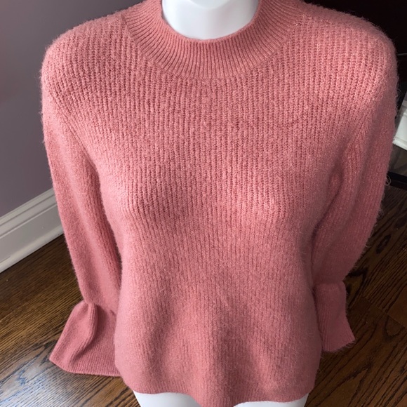 Like New Free Generation Los Angeles Mock Bell-Cuff Very Soft Sweater, M - Picture 5 of 7